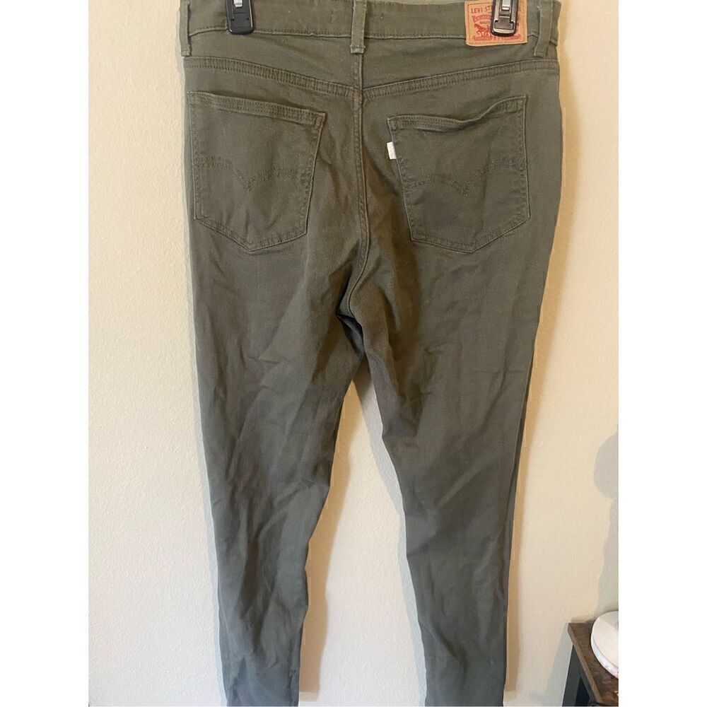 Levi’s button closure pants - Picture 6 of 6
